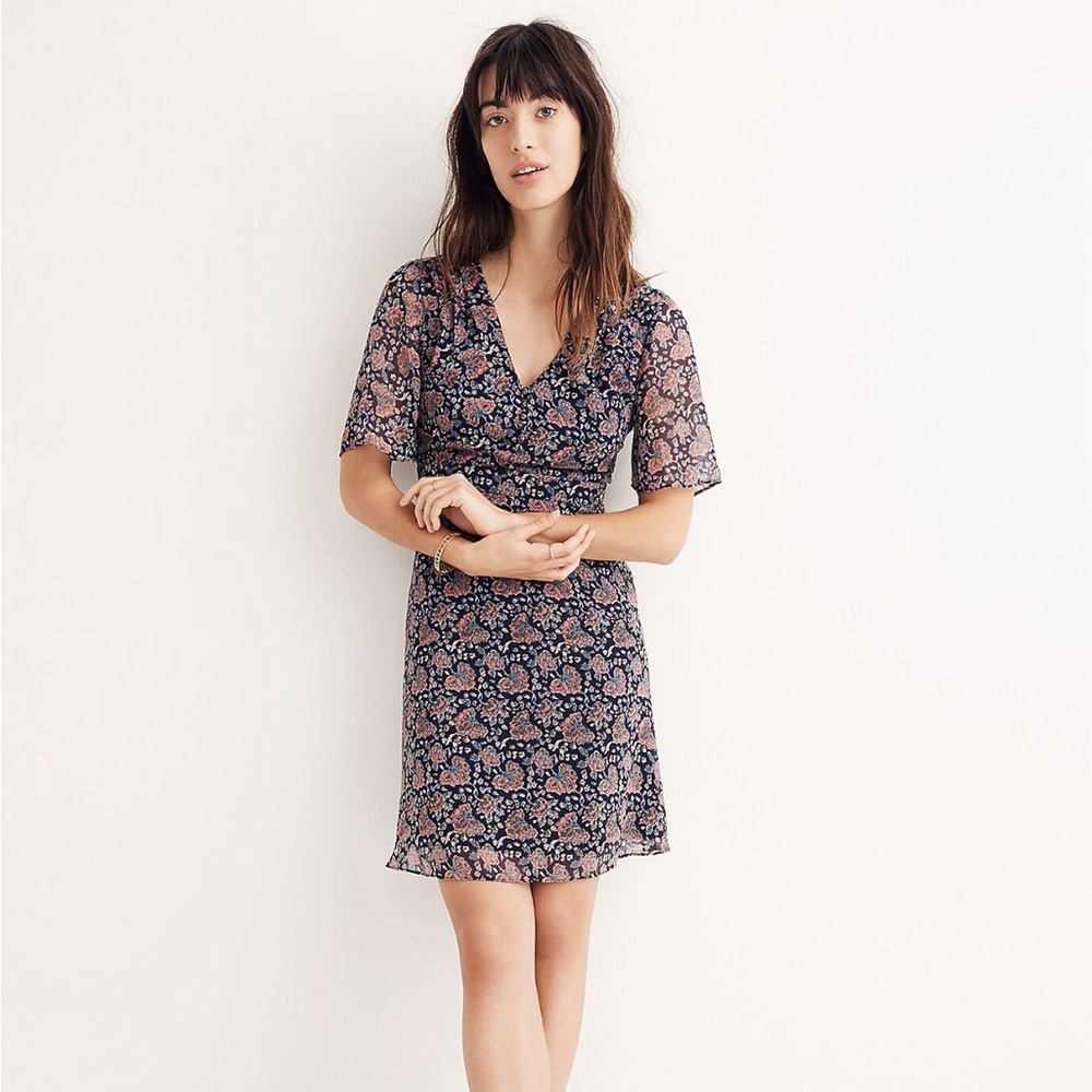 Madewell Orchard Flutter-Sleeve Dress in Fan Floral Mix